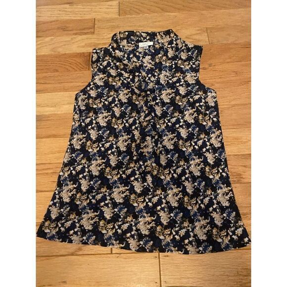 Tahari Tops - Tahari, women's dark patterned, sleeveless collared blouse with front tie sz sm